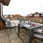 Haus Boysenstr 7 App 10